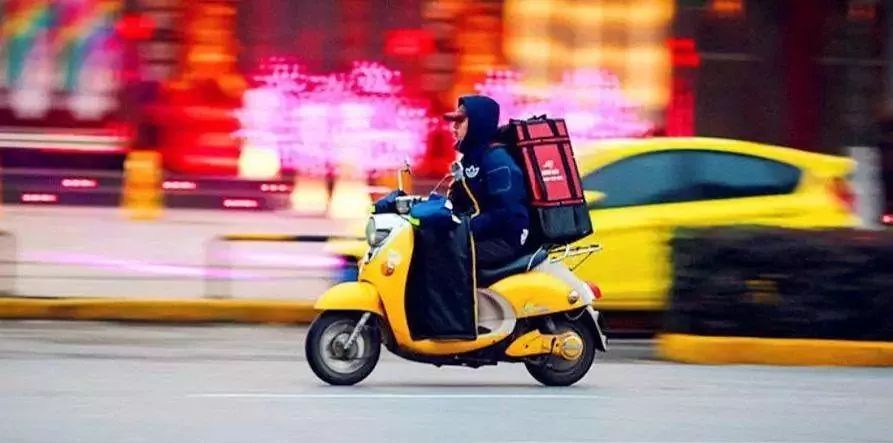 美团闪购发布“无人微仓”,订单人效提升7倍,商超到家提速2.0